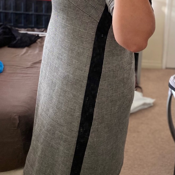 Plus Size Checkered Dress - Picture 2 of 4